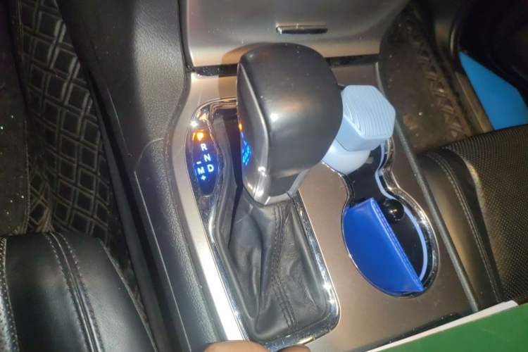 Used Jeep Grand Cherokee 2020 3.0L Elite Navigation Edition Gear Lever