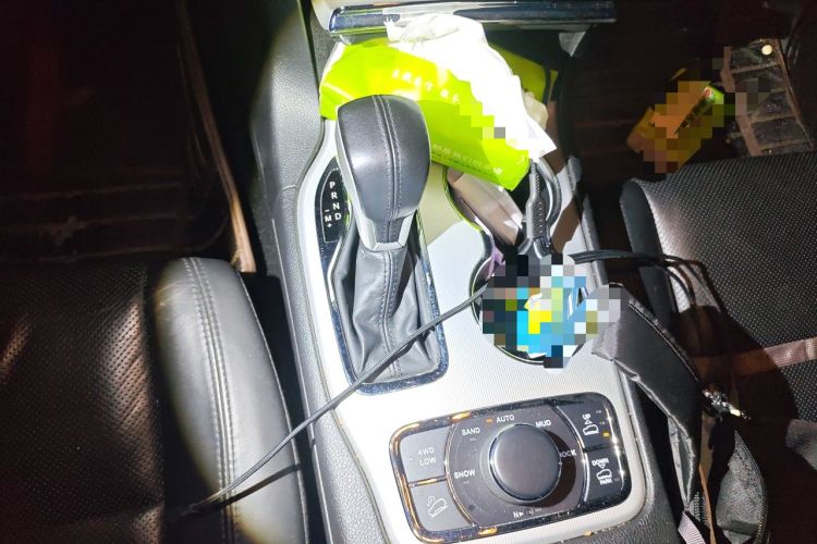 Used Jeep Grand Cherokee 2020 3.0L Elite Navigation Edition Gear Lever