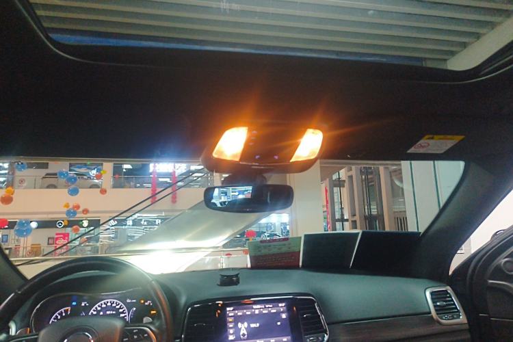 Used Jeep Grand Cherokee 2020 3.0L Professional Navigation Edition Headliner