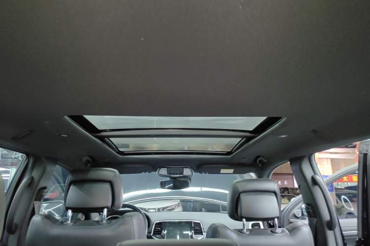 Used Jeep Grand Cherokee 2020 3.0L Elite Navigation Edition Headliner
