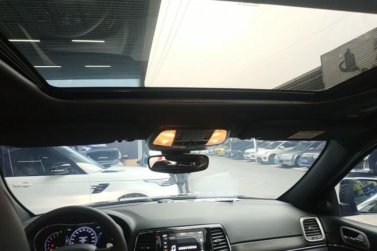 Used Jeep Grand Cherokee 2020 3.0L Elite Navigation Edition Headliner
