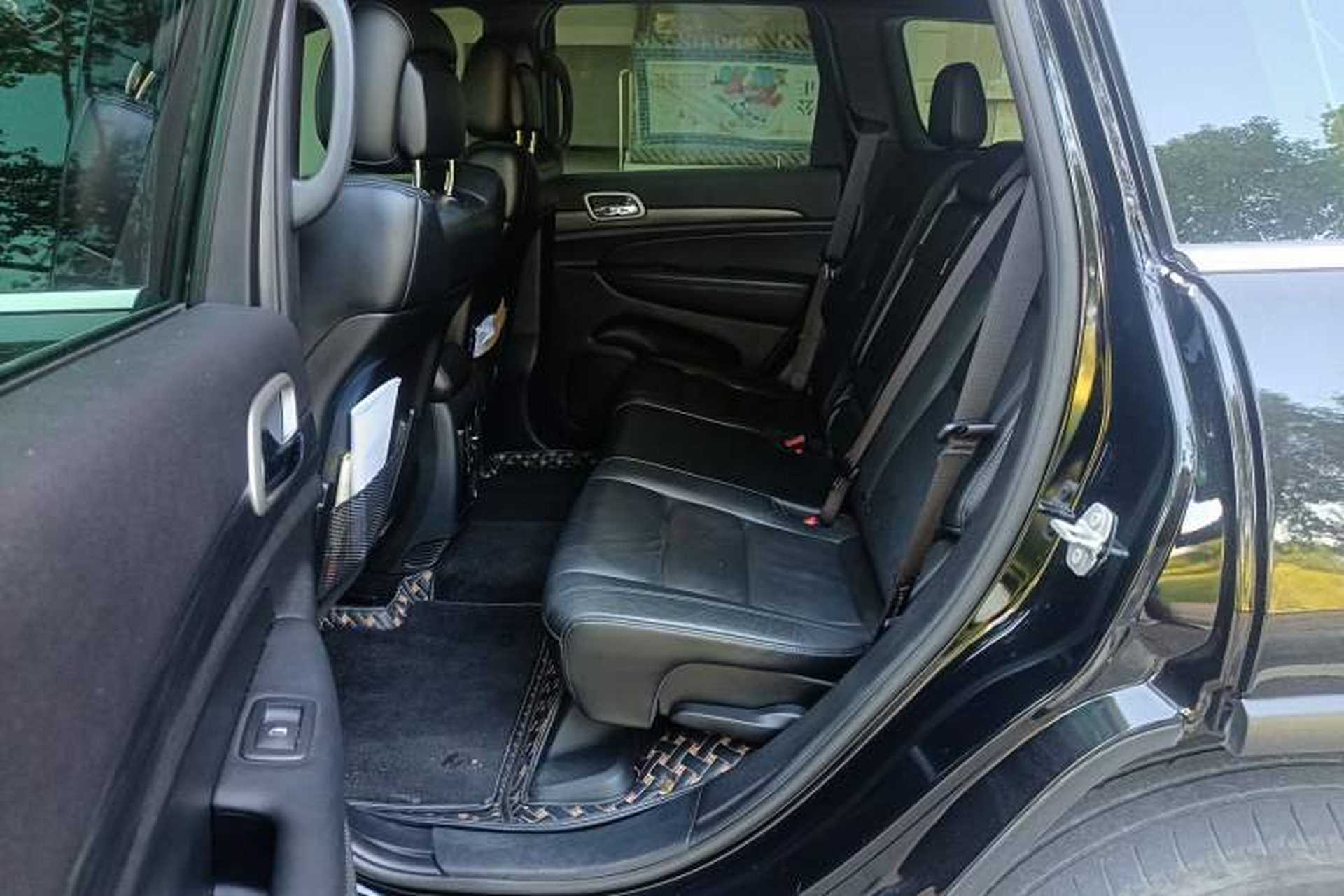 Used Jeep Grand Cherokee 2020 3.0L Professional Navigation Edition Interior 1