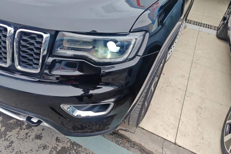 Used Jeep Grand Cherokee 2020 3.0L Elite Navigation Edition Left Front Headlight