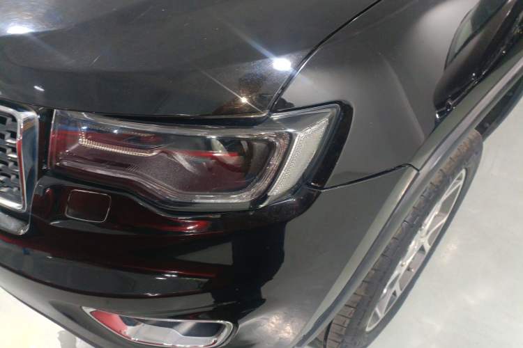 Used Jeep Grand Cherokee 2020 3.0L Elite Navigation Edition Left Front Headlight