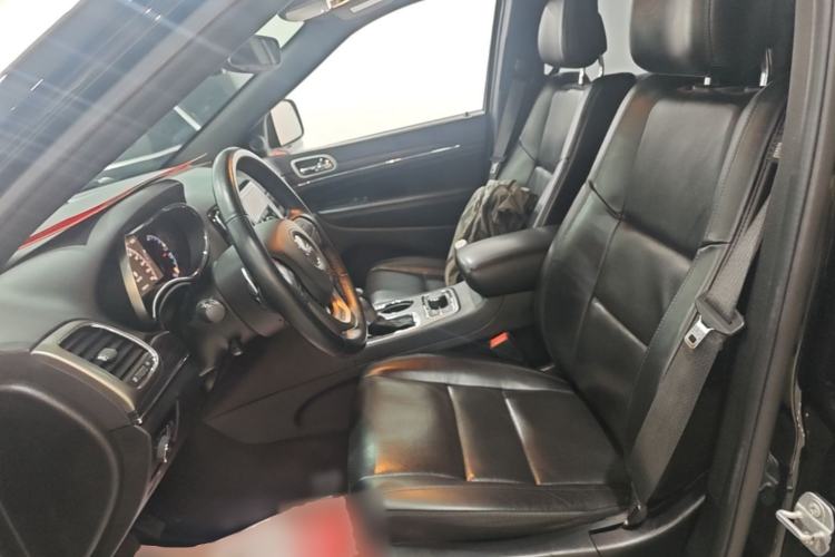 Used Jeep Grand Cherokee 2020 3.0L Elite Navigation Edition Left Front Seat