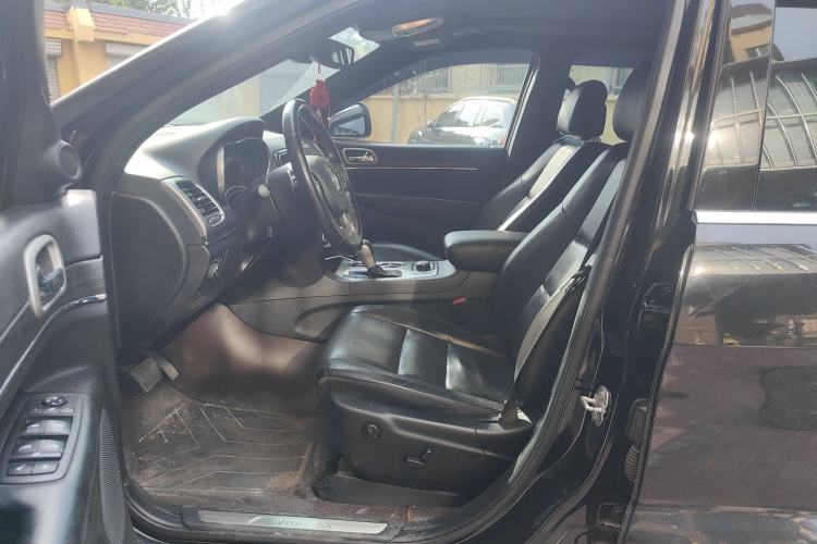 Used Jeep Grand Cherokee 2020 3.0L Elite Navigation Edition Left Front Seat