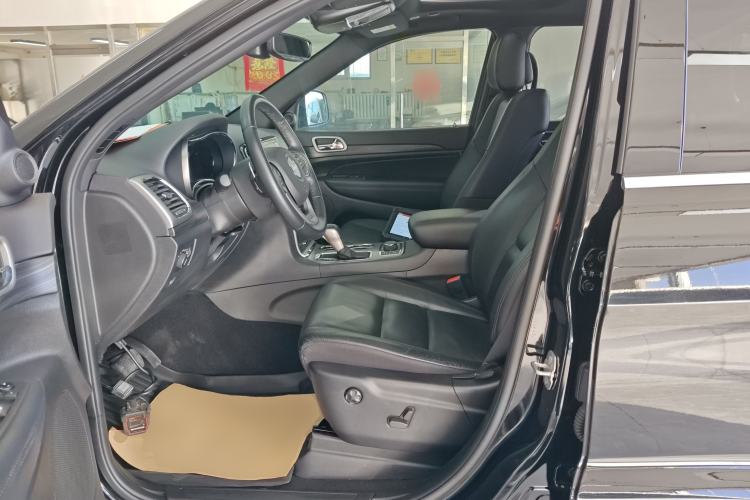 Used Jeep Grand Cherokee 2020 3.0L Professional Navigation Edition Left Front Seat