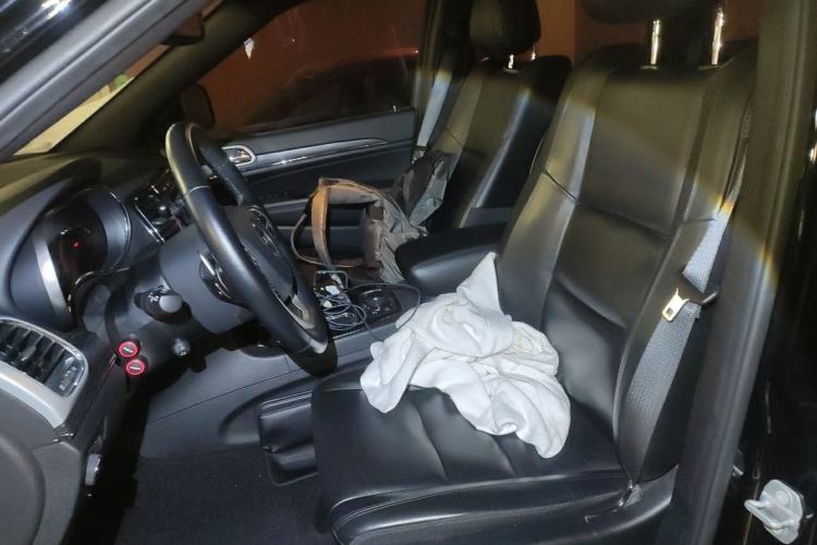 Used Jeep Grand Cherokee 2020 3.6L Elite Navigation Edition Left Front Seat