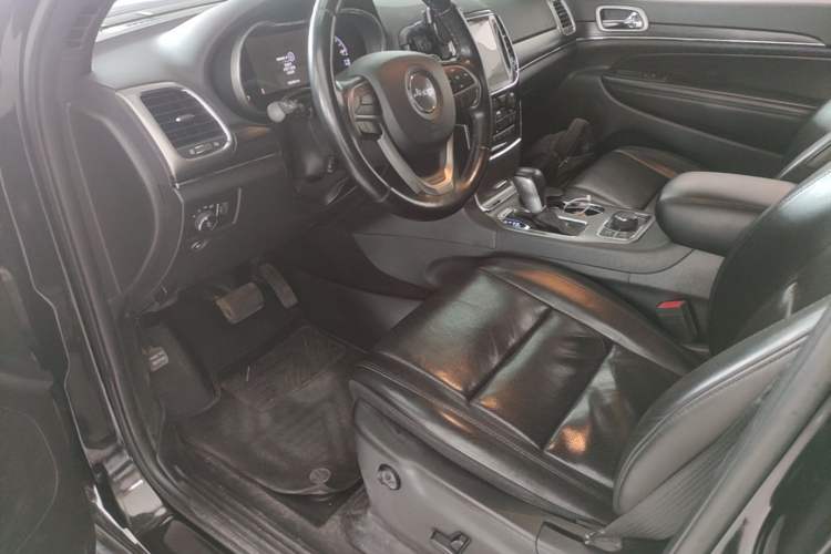 Used Jeep Grand Cherokee 2020 3.0L Elite Navigation Edition Left Front Seat
