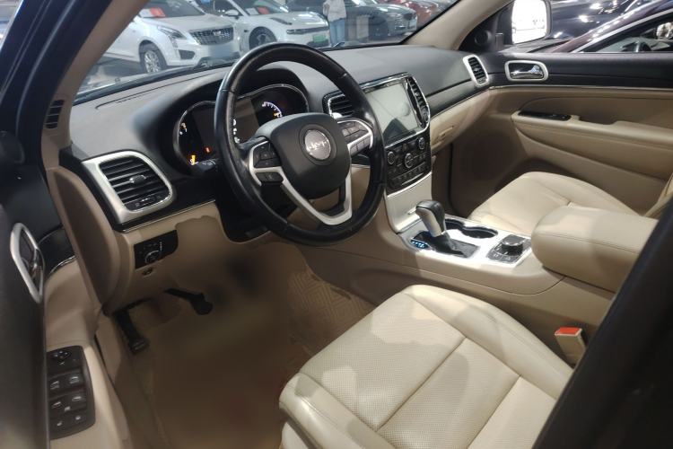 Used Jeep Grand Cherokee 2020 3.0L Elite Navigation Edition Left Front Seat