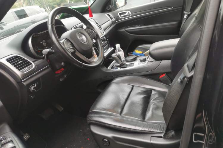 Used Jeep Grand Cherokee 2020 3.0L Elite Navigation Edition Left Front Seat