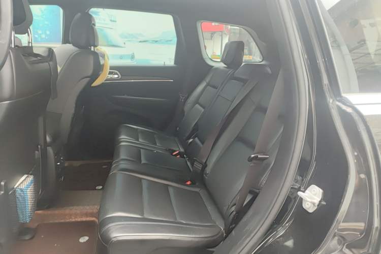 Used Jeep Grand Cherokee 2020 3.0L Elite Navigation Edition Left Rear Seat