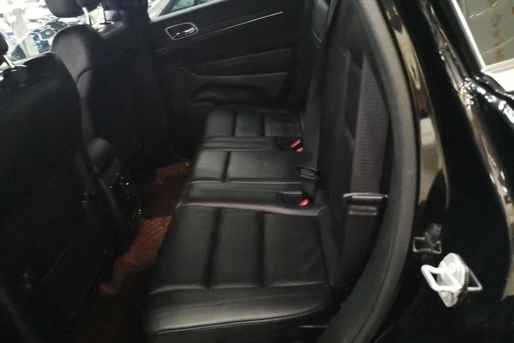 Used Jeep Grand Cherokee 2020 3.0L Elite Navigation Edition Left Rear Seat