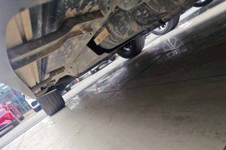 Used Jeep Grand Cherokee 2020 3.0L Elite Navigation Edition Left Side Sill
