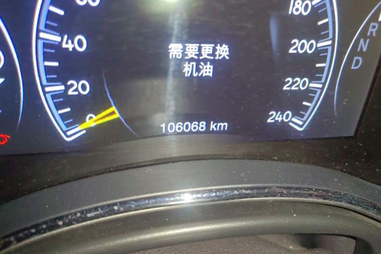 Used Jeep Grand Cherokee 2020 3.0L Elite Navigation Edition Odometer Close Up