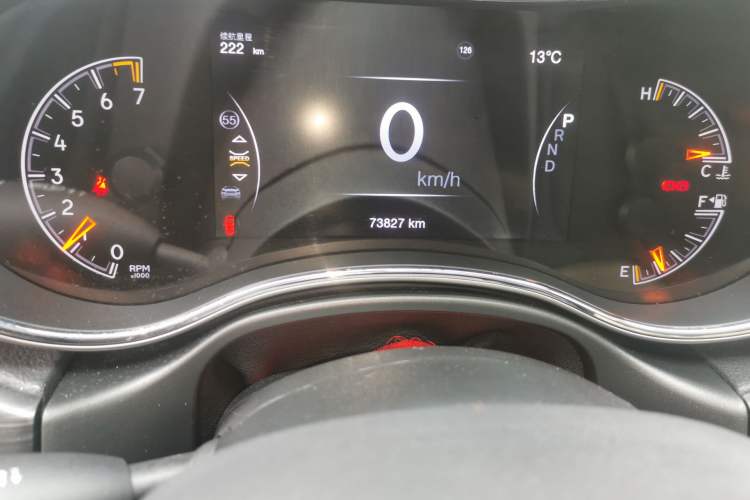 Used Jeep Grand Cherokee 2020 3.0L Elite Navigation Edition Odometer Close Up
