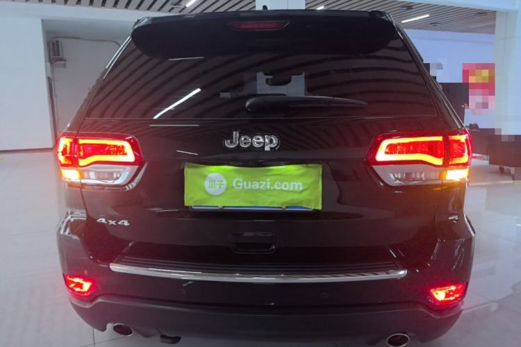 Used Jeep Grand Cherokee 2020 3.0L Elite Navigation Edition Rear