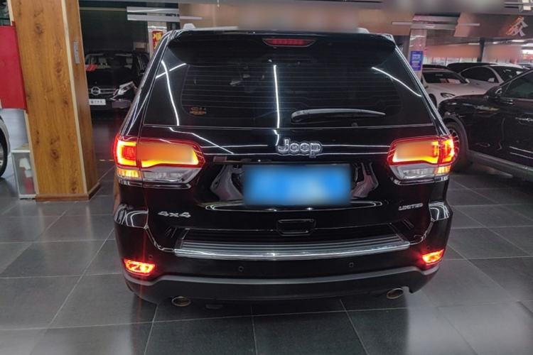 Used Jeep Grand Cherokee 2020 3.0L Elite Navigation Edition Rear