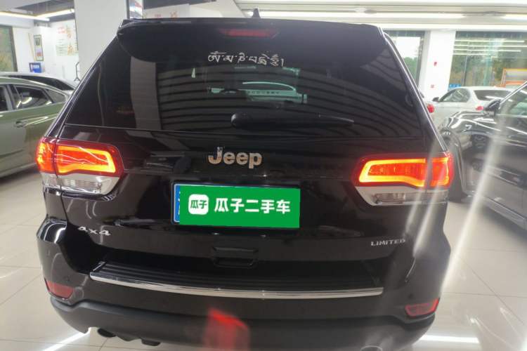 Used Jeep Grand Cherokee 2020 3.0L Elite Navigation Edition Rear