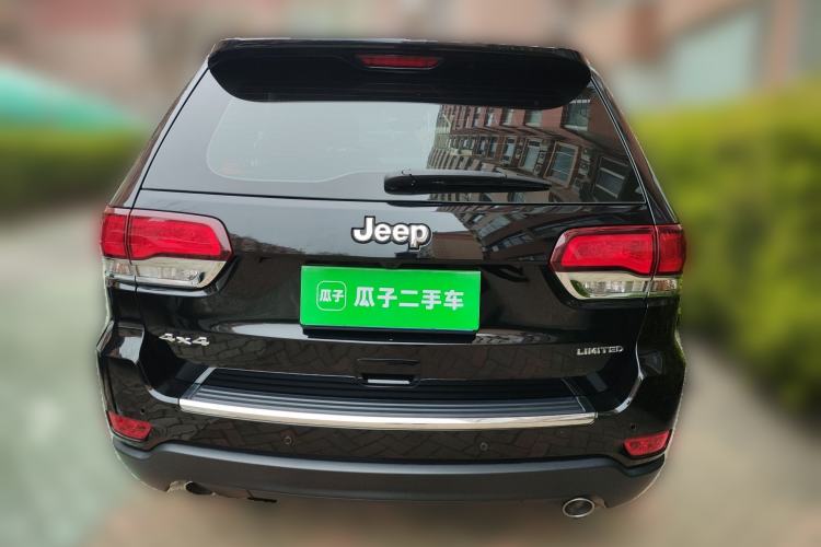 Used Jeep Grand Cherokee 2020 3.0L Elite Navigation Edition Rear