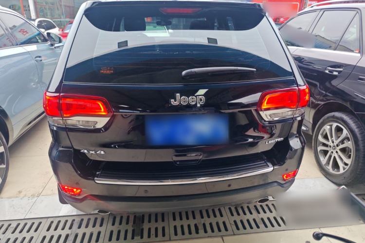 Used Jeep Grand Cherokee 2020 3.0L Elite Navigation Edition Rear