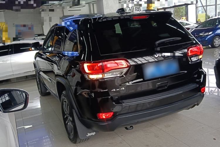 Used Jeep Grand Cherokee 2020 3.0L Professional Navigation Edition Rear Left 45 Deg