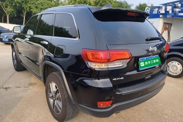 Used Jeep Grand Cherokee 2020 3.0L Professional Navigation Edition Rear Left 45 Deg