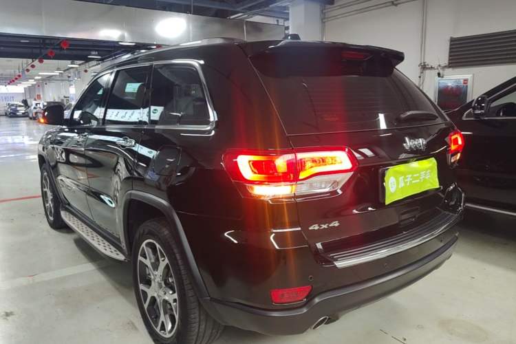 Used Jeep Grand Cherokee 2020 3.0L Elite Navigation Edition Rear Left 45 Deg