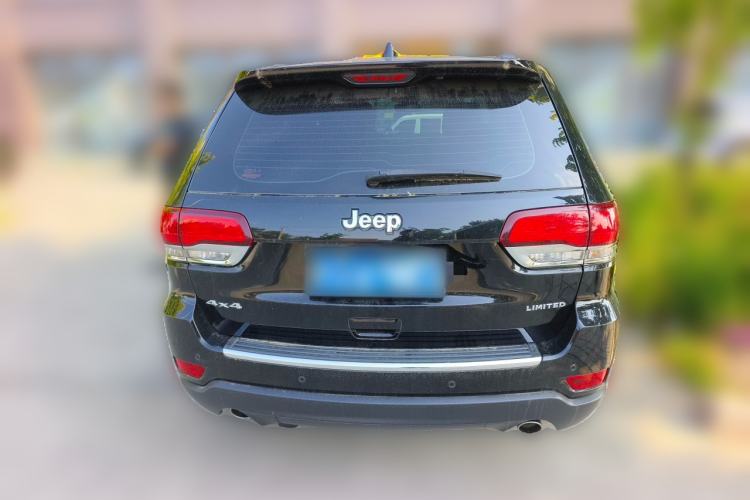 Used Jeep Grand Cherokee 2020 3.0L Elite Navigation Edition Rear