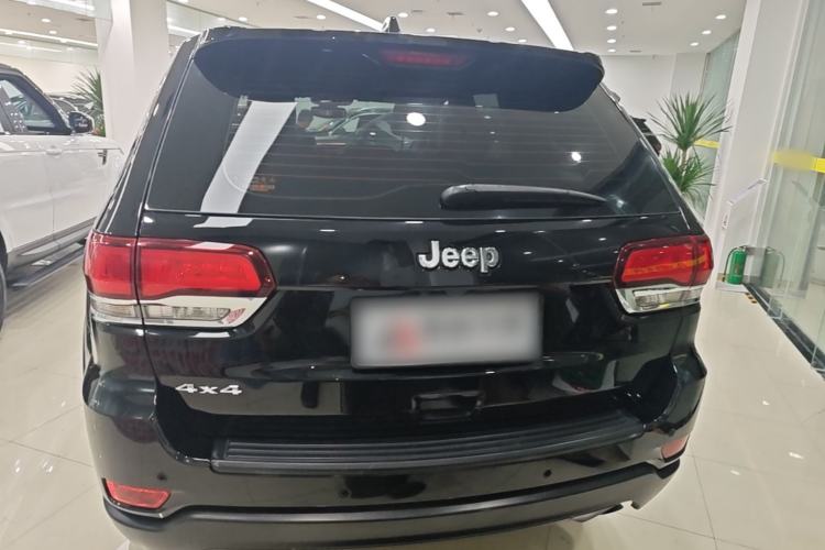 Used Jeep Grand Cherokee 2020 3.0L Professional Navigation Edition Rear