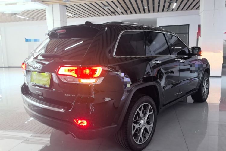 Used Jeep Grand Cherokee 2020 3.0L Elite Navigation Edition Rear Right 45 Deg