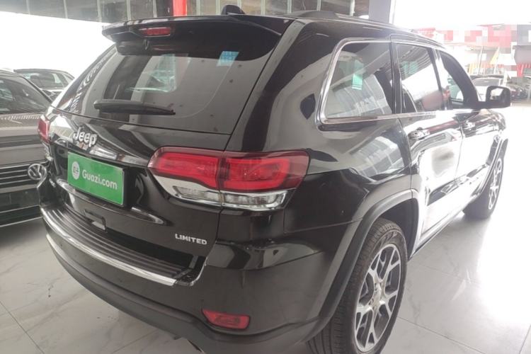 Used Jeep Grand Cherokee 2020 3.0L Elite Navigation Edition Rear Right 45 Deg