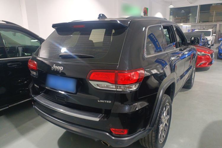 Used Jeep Grand Cherokee 2020 3.0L Elite Navigation Edition Rear Right 45 Deg