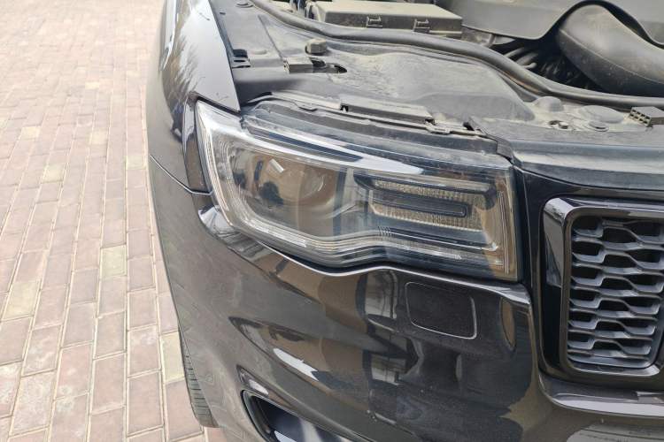 Used Jeep Grand Cherokee 2020 3.0L Elite Navigation Edition Right Front Headlight