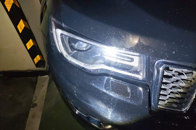 Used Jeep Grand Cherokee 2020 3.0L Elite Navigation Edition Right Front Headlight