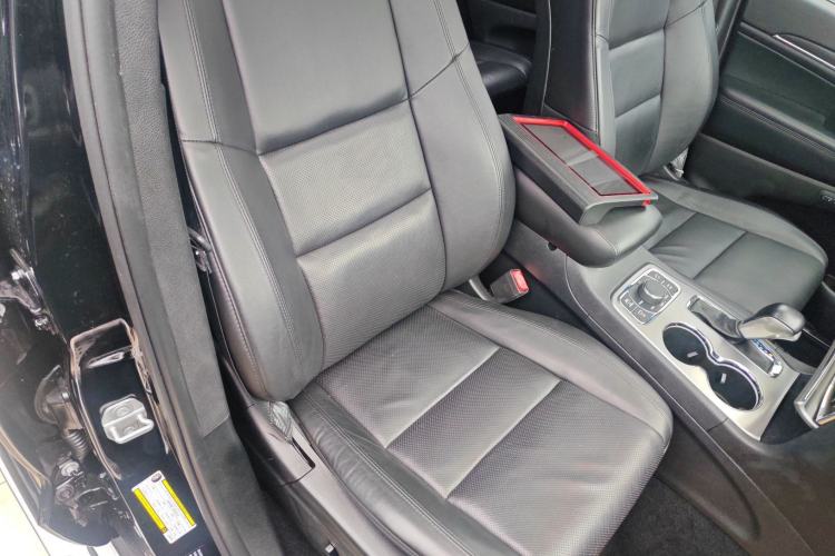 Used Jeep Grand Cherokee 2020 3.0L Elite Navigation Edition Right Front Seat