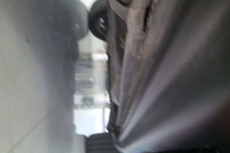Used Jeep Grand Cherokee 2020 3.0L Elite Navigation Edition Right Side Sill