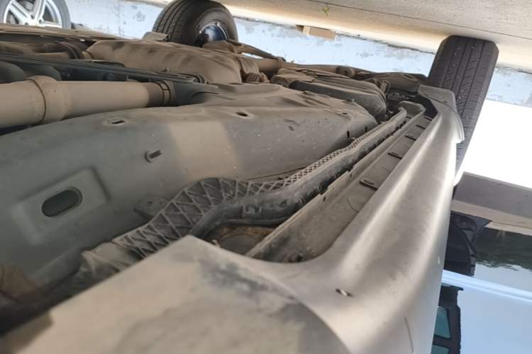 Used Jeep Grand Cherokee 2020 3.0L Professional Navigation Edition Right Side Sill