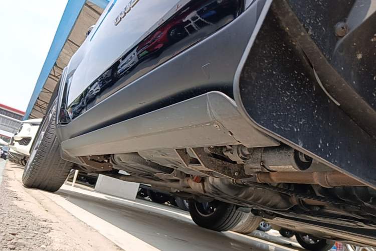 Used Jeep Grand Cherokee 2020 3.0L Elite Navigation Edition Right Side Sill