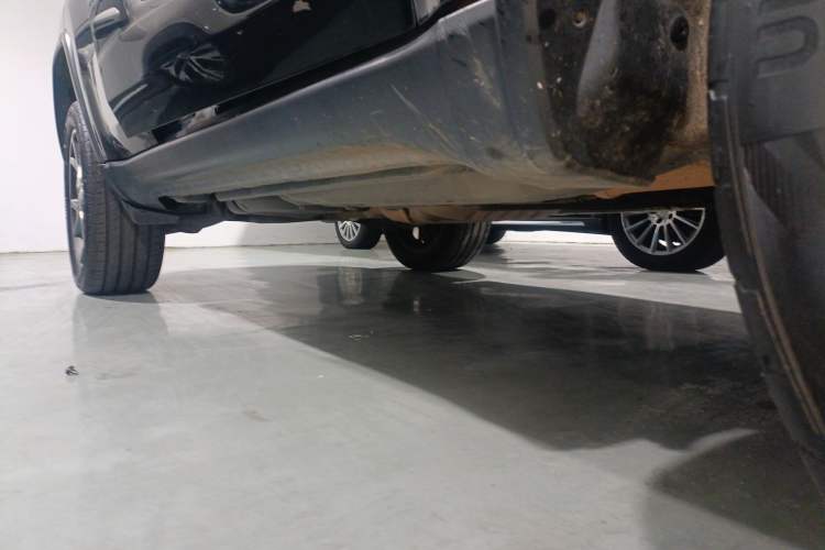 Used Jeep Grand Cherokee 2020 3.0L Elite Navigation Edition Right Side Sill