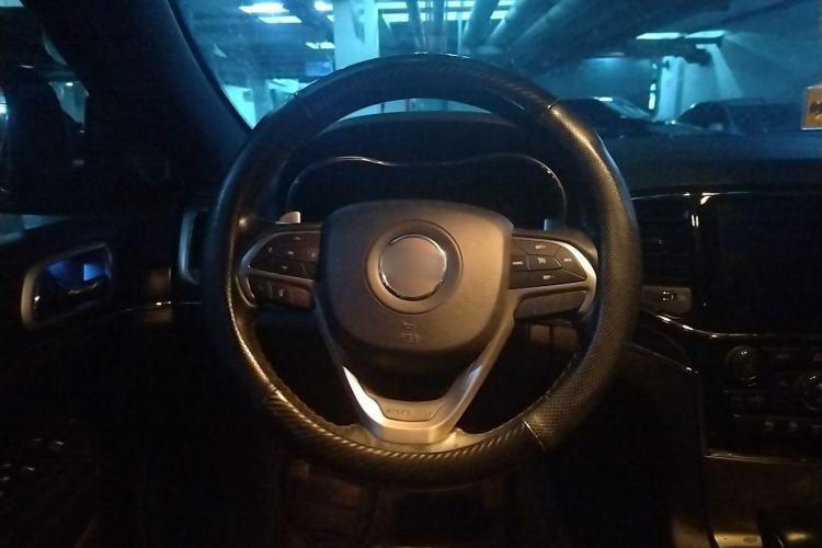 Used Jeep Grand Cherokee 2020 3.0L Elite Navigation Edition Steering Wheel