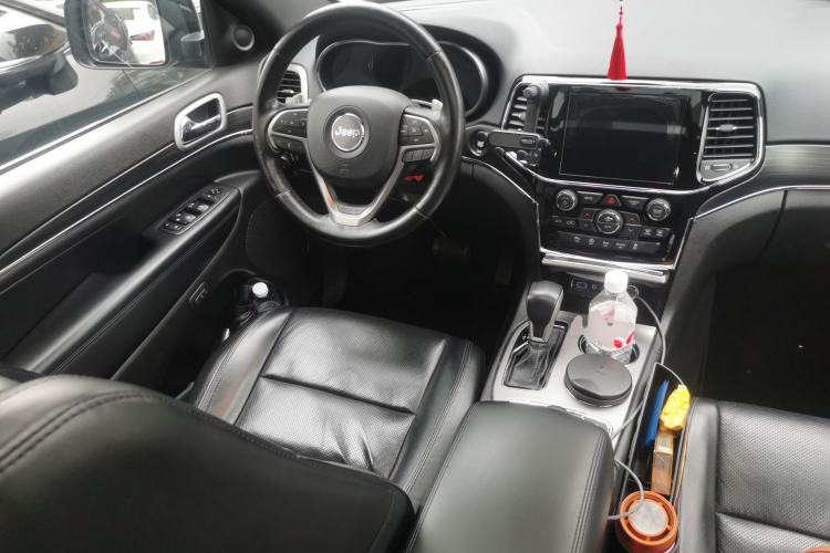 Used Jeep Grand Cherokee 2020 3.0L Elite Navigation Edition Steering Wheel