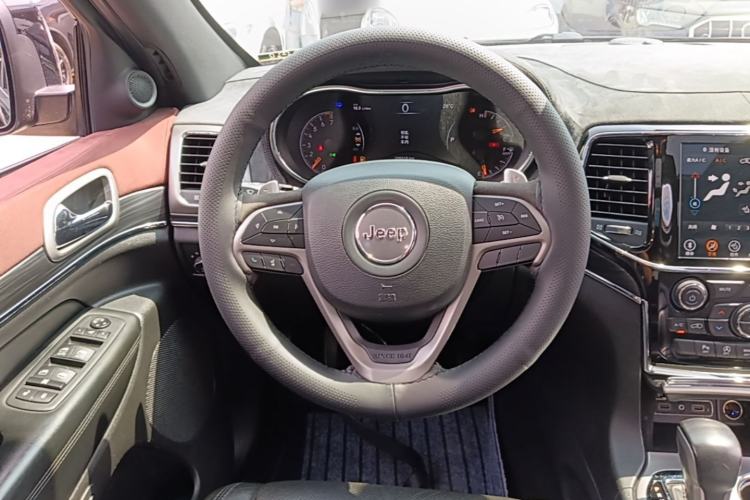 Used Jeep Grand Cherokee 2020 3.0L Elite Navigation Edition Steering Wheel