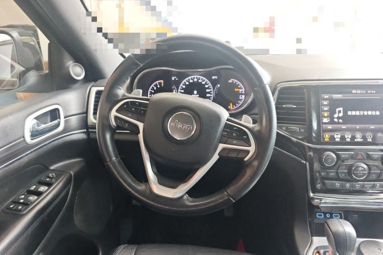 Used Jeep Grand Cherokee 2020 3.6L Elite Navigation Edition Steering Wheel