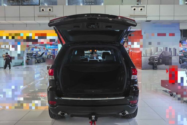 Used Jeep Grand Cherokee 2020 3.0L Elite Navigation Edition Trunk
