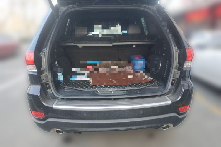 Used Jeep Grand Cherokee 2020 3.0L Elite Navigation Edition Trunk