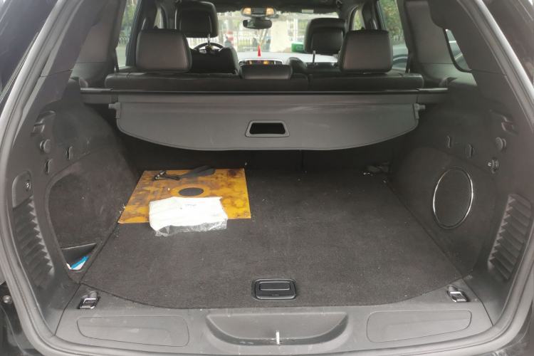 Used Jeep Grand Cherokee 2020 3.0L Elite Navigation Edition Trunk