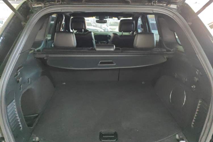 Used Jeep Grand Cherokee 2020 3.0L Professional Navigation Edition Trunk