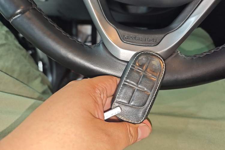 Used Jeep Grand Cherokee 2020 3.0L Professional Navigation Edition Vehicle Key