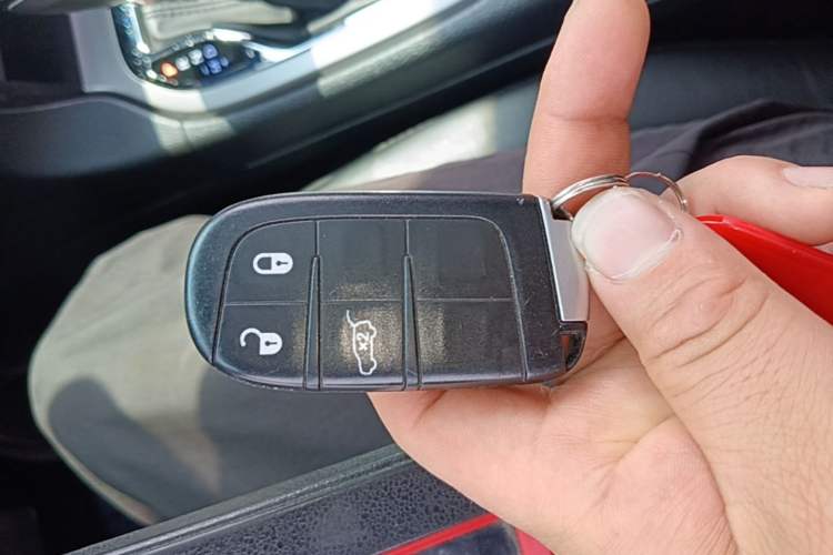 Used Jeep Grand Cherokee 2020 3.0L Elite Navigation Edition Vehicle Key